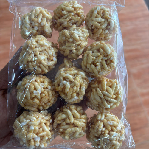 Snacks & Savories (ലഘുഭക്ഷണങ്ങൾ)